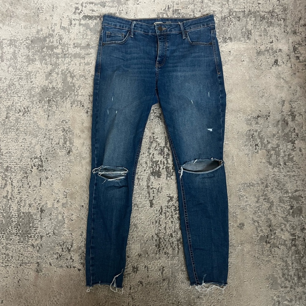 Old Navy Rockstar super skinny ripped jeans